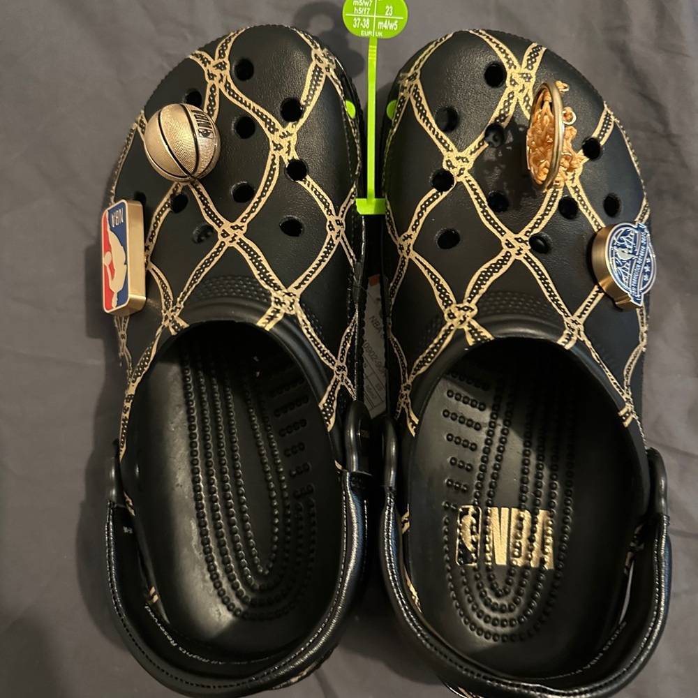 NBA ALL STAR LIMITED EDITION Black/Gold Crocs with Charms